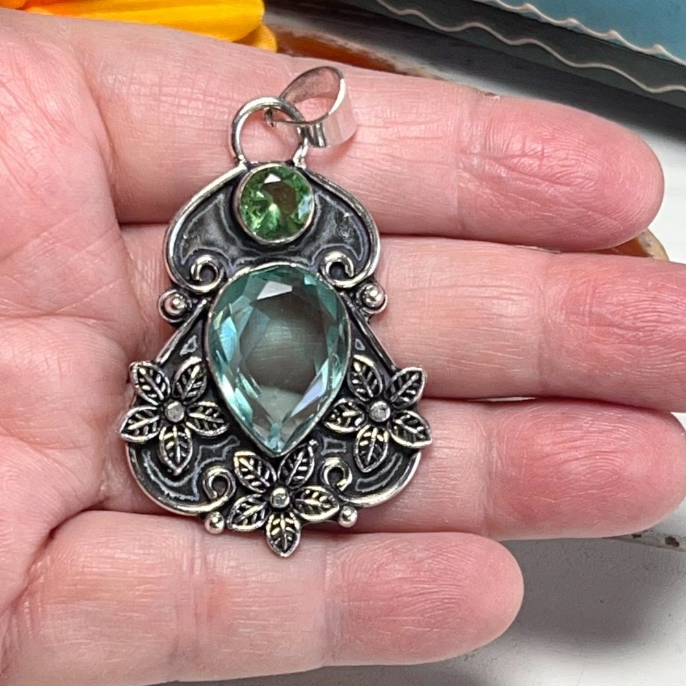 Blue Topaz Peridot Pendant Gemstone Handmade Statement 925 Silver Boho Ethnic - Picture 4 of 8